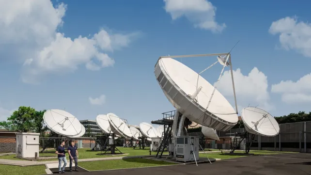 IMAGE_Press_The-Skylogic-teleport-located-in-Turin-Italy-showing-ground-infrastructure-and-specialist-engineers-Adrien-Daste-Eutelsat_140419 .webp