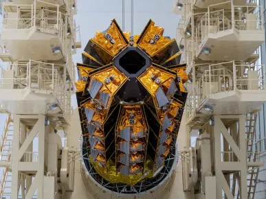 Encapsulation of 40 Gen 1 LEO satellites on SpaceX’s rocket