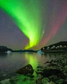 Northern lights at the Eutelsat OneWeb gateway in Nuuk