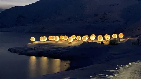 The Eutelsat OneWeb gateway in Nuuk at night