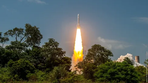 IMAGE-PRESS-Ariane 64 AE-0098367-HR.webp
