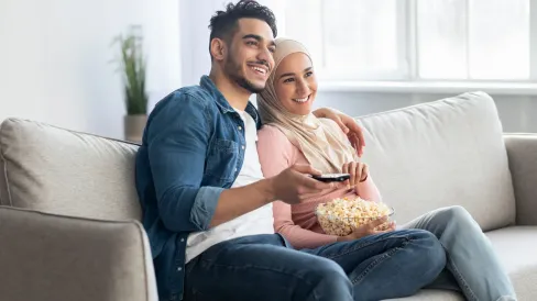 IMAGE_Press_Couple-watching-television_GettyImages_160223.webp