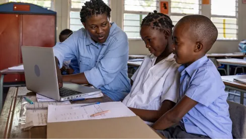 IMAGE_Press_Students-with-internet-access-in-Africa_GettyImages_110226.webp